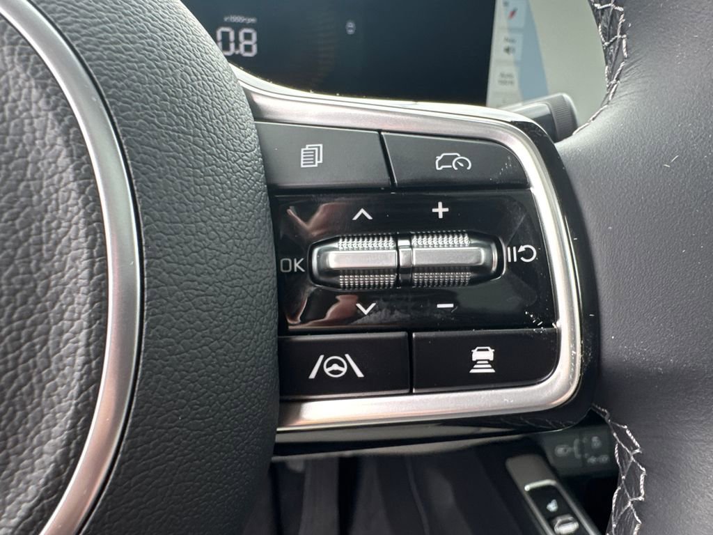 Certified 2025 Kia Sorento S w/ Panoramic Sunroof Package FWD image 25