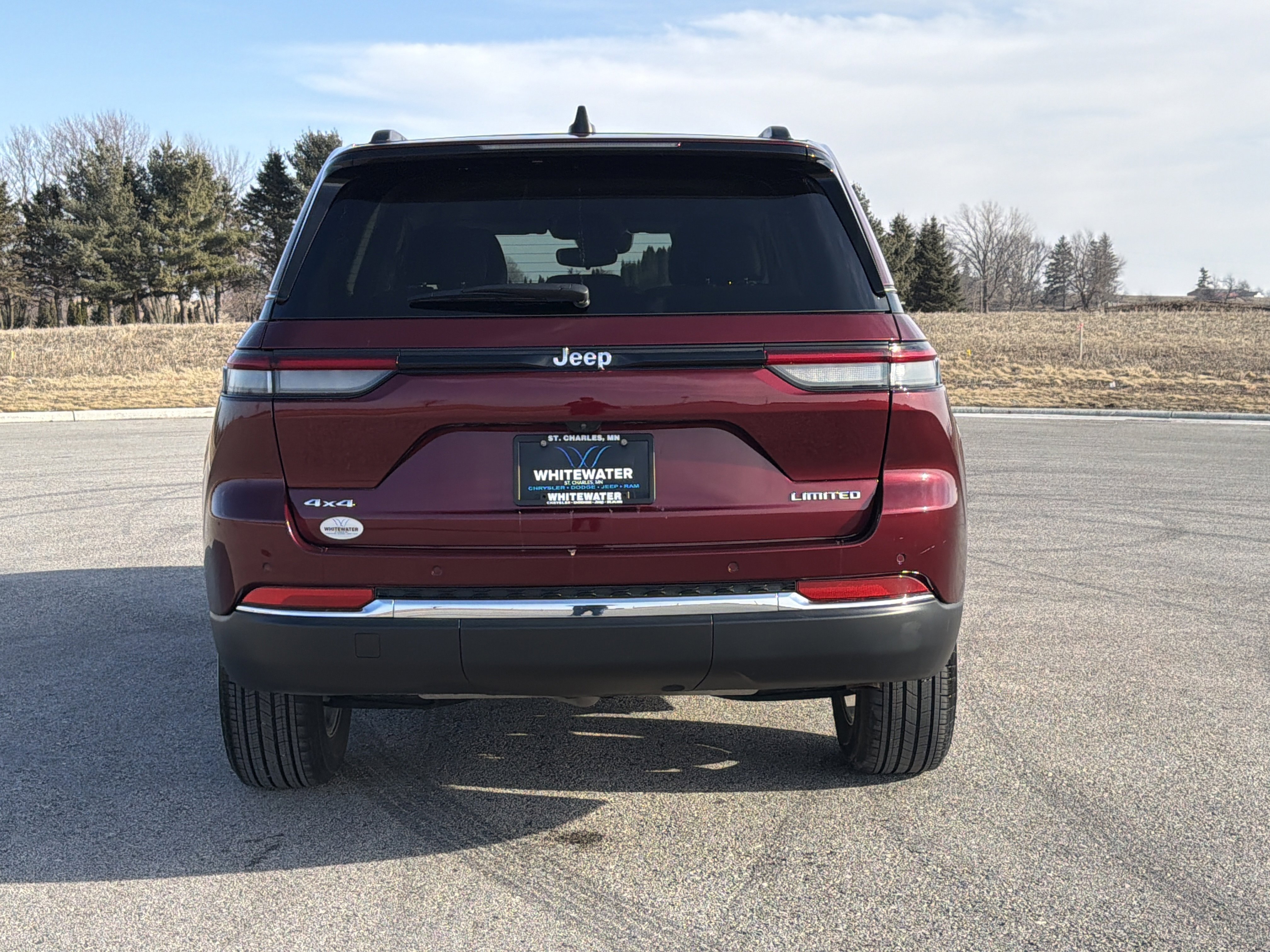 Used 2023 Jeep Grand Cherokee Limited image 31