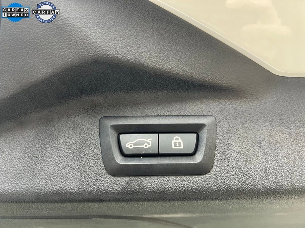 Used 2021 BMW X7 xDrive40i w/ Premium Package image 29