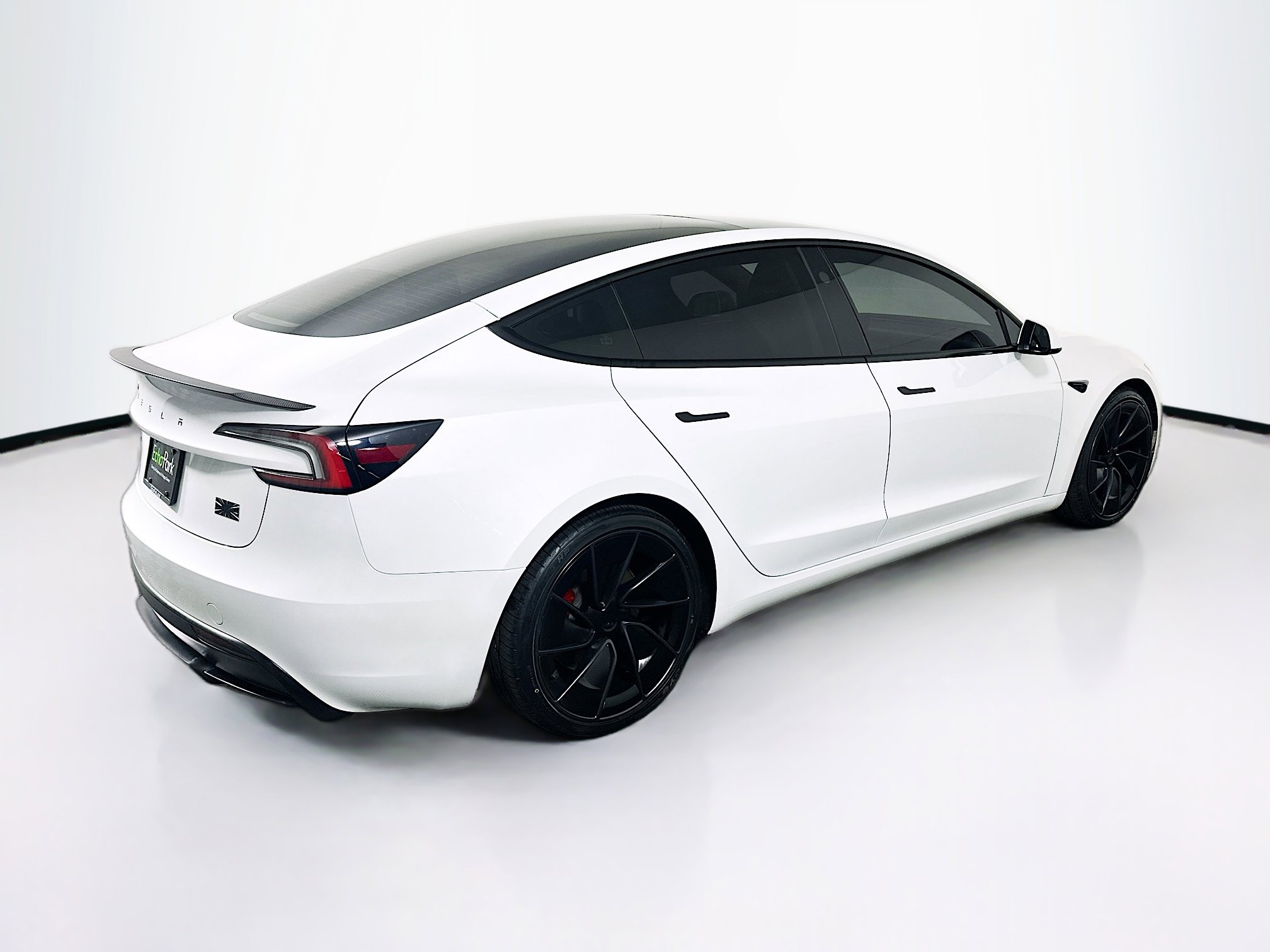 Used 2024 Tesla Model 3 Performance AWD/4WD image 9