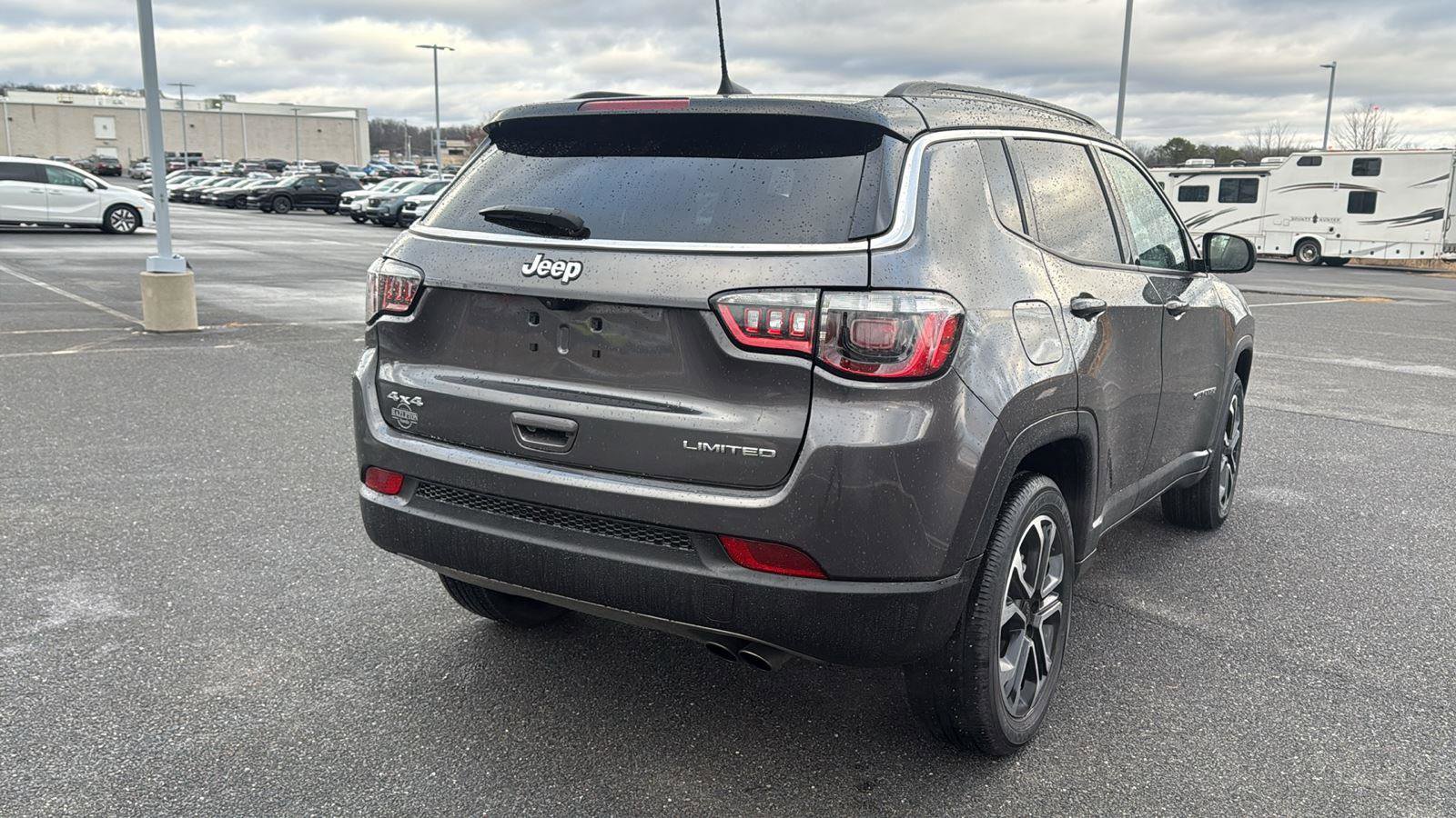 Used 2022 Jeep Compass Limited image 6