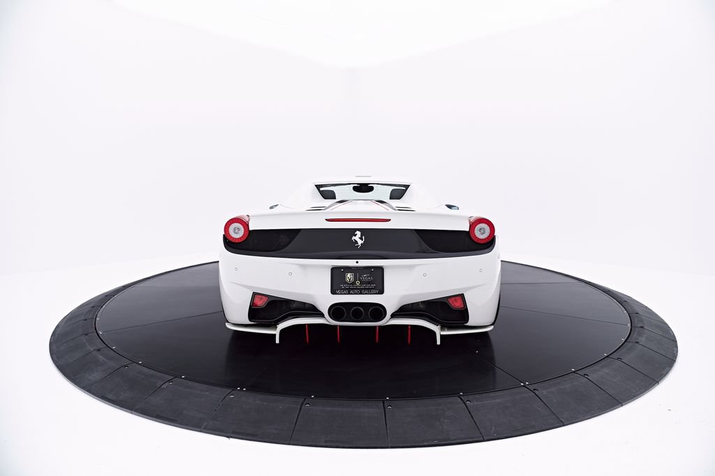 Used 2014 Ferrari 458 Spider RWD image 22