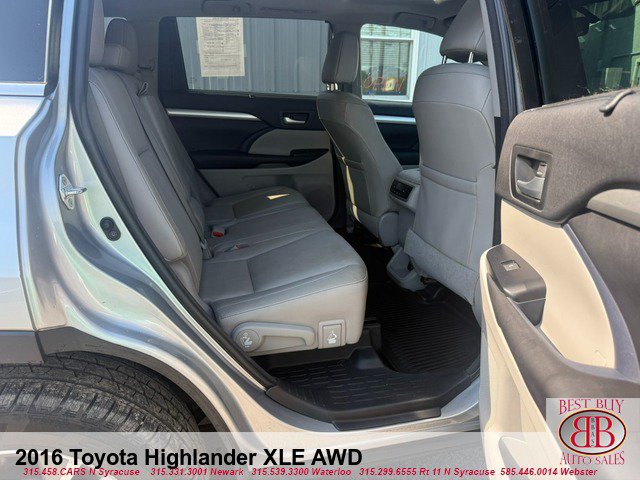 Used 2016 Toyota Highlander XLE w/ Protection Package #3 AWD/4WD image 15