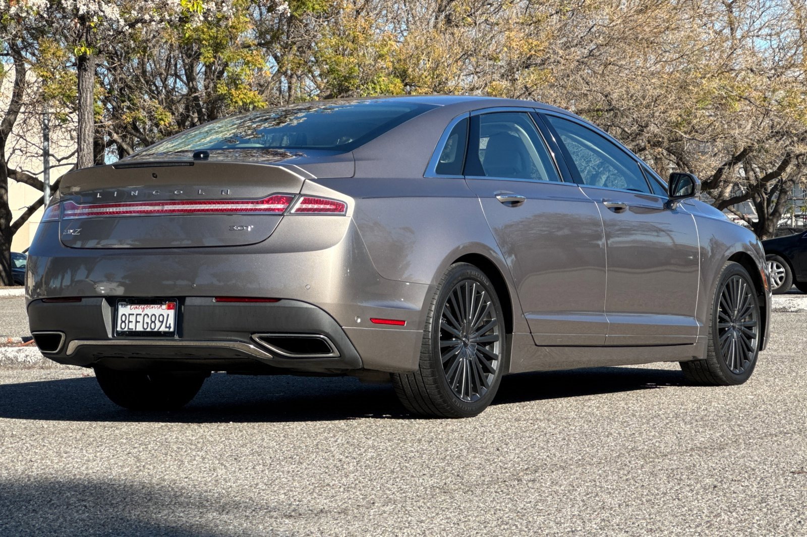 Used 2018 Lincoln MKZ Reserve w/ Luxury Package image 4