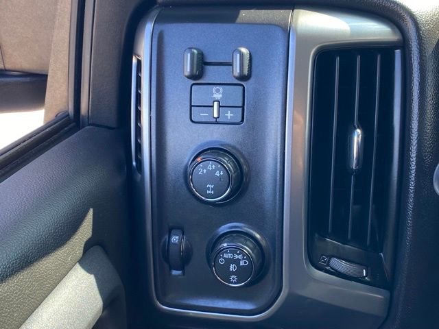 Used 2015 Chevrolet Silverado 2500 LT AWD/4WD image 22