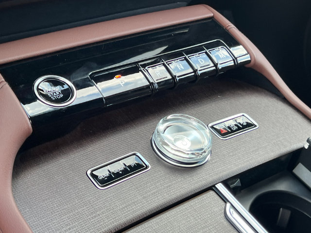 New 2027 Lincoln Navigator L Reserve AWD/4WD image 25