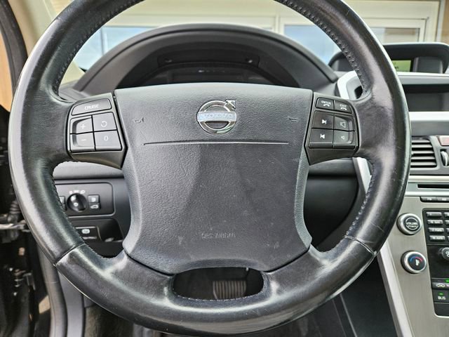 Used 2010 Volvo XC60 T6 AWD/4WD image 17