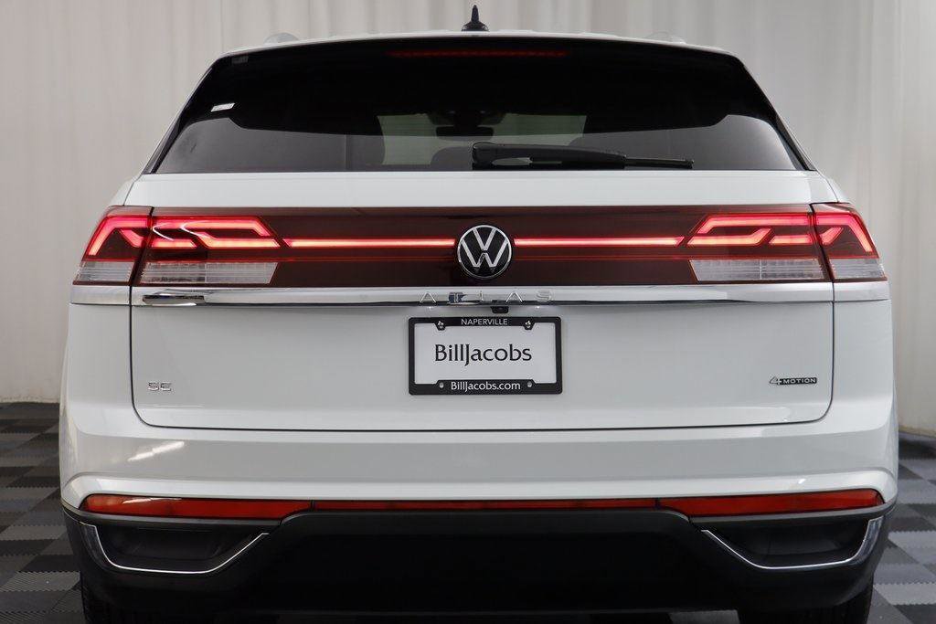 Used 2025 Volkswagen Atlas Cross Sport SE image 14