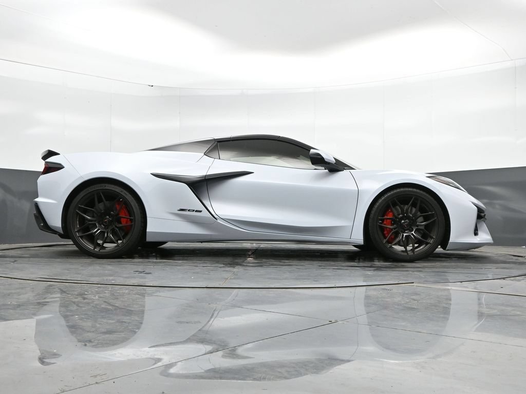Used 2024 Chevrolet Corvette Z06 w/ Battery Protection Package RWD image 41