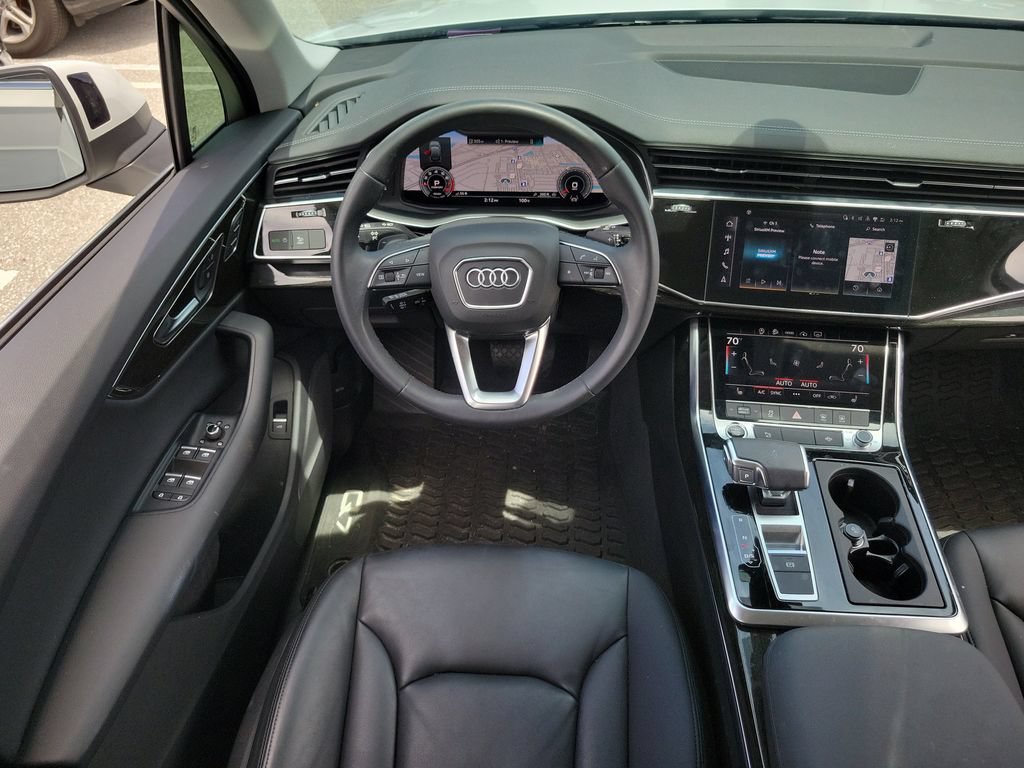 Used 2023 Audi Q7 3.0T Premium w/ Convenience Package AWD/4WD image 9