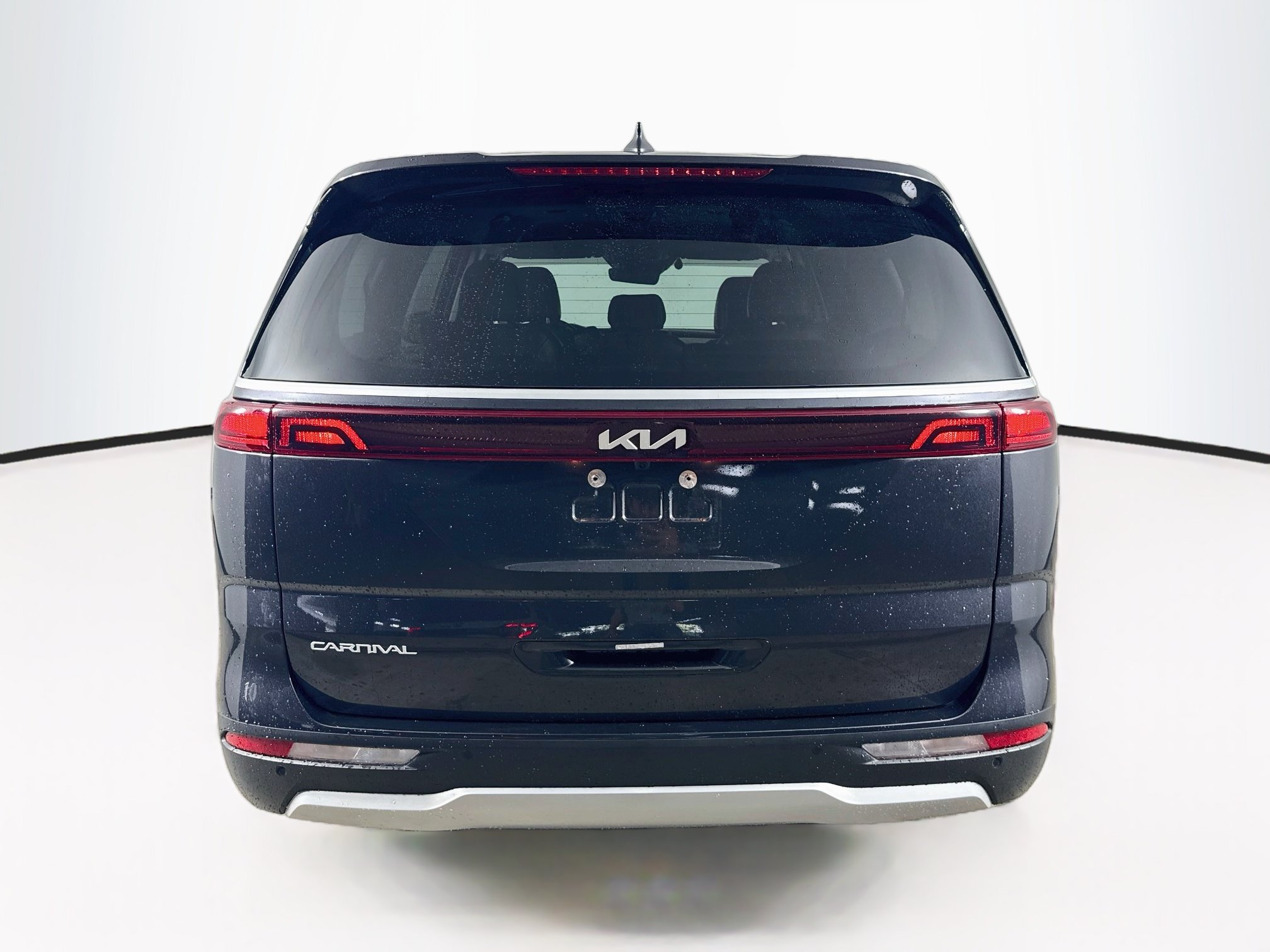 Used 2023 Kia Carnival EX FWD image 32