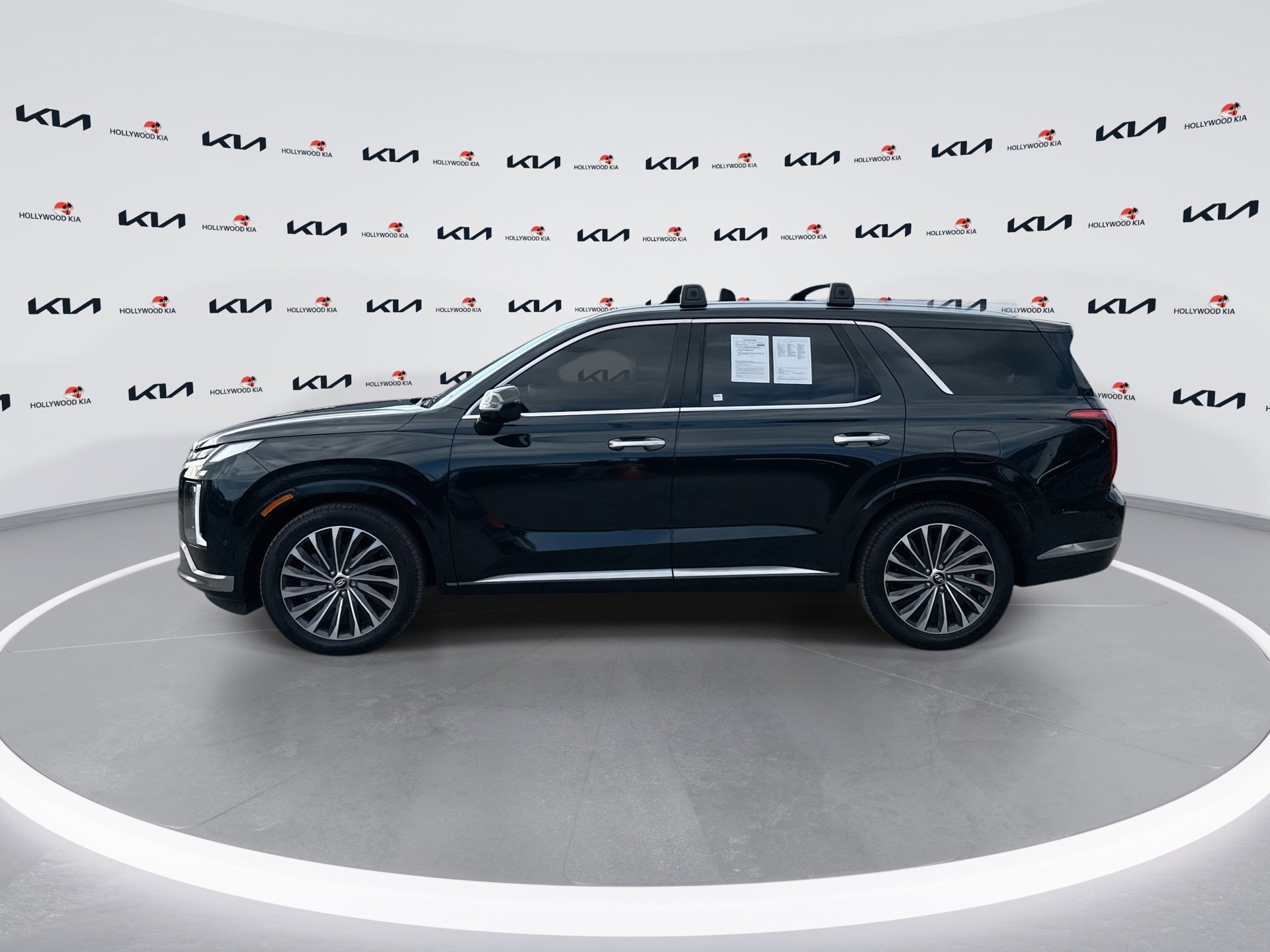 Used 2023 Hyundai Palisade Calligraphy image 5