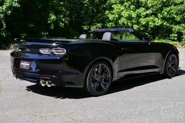 Used 2024 Chevrolet Camaro ZL1 RWD image 31