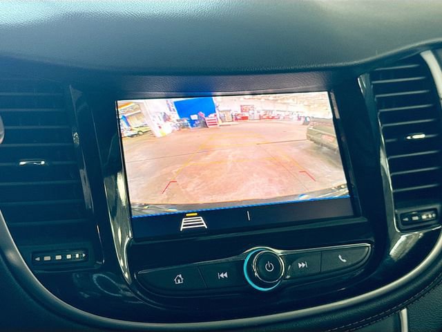 Used 2020 Chevrolet Trax LT w/ Driver Confidence Package image 14