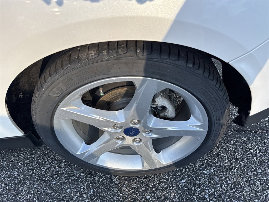 Used 2014 Ford Focus Titanium image 20