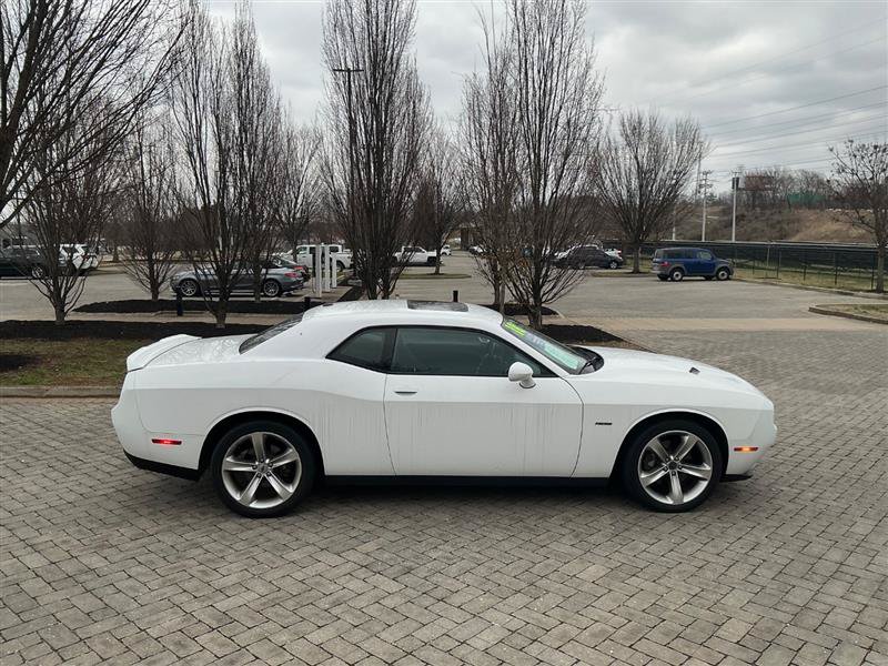 Used 2018 Dodge Challenger R/T RWD image 7