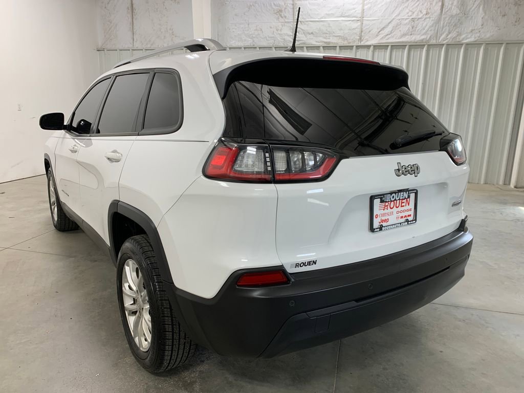Used 2020 Jeep Cherokee Latitude FWD image 5