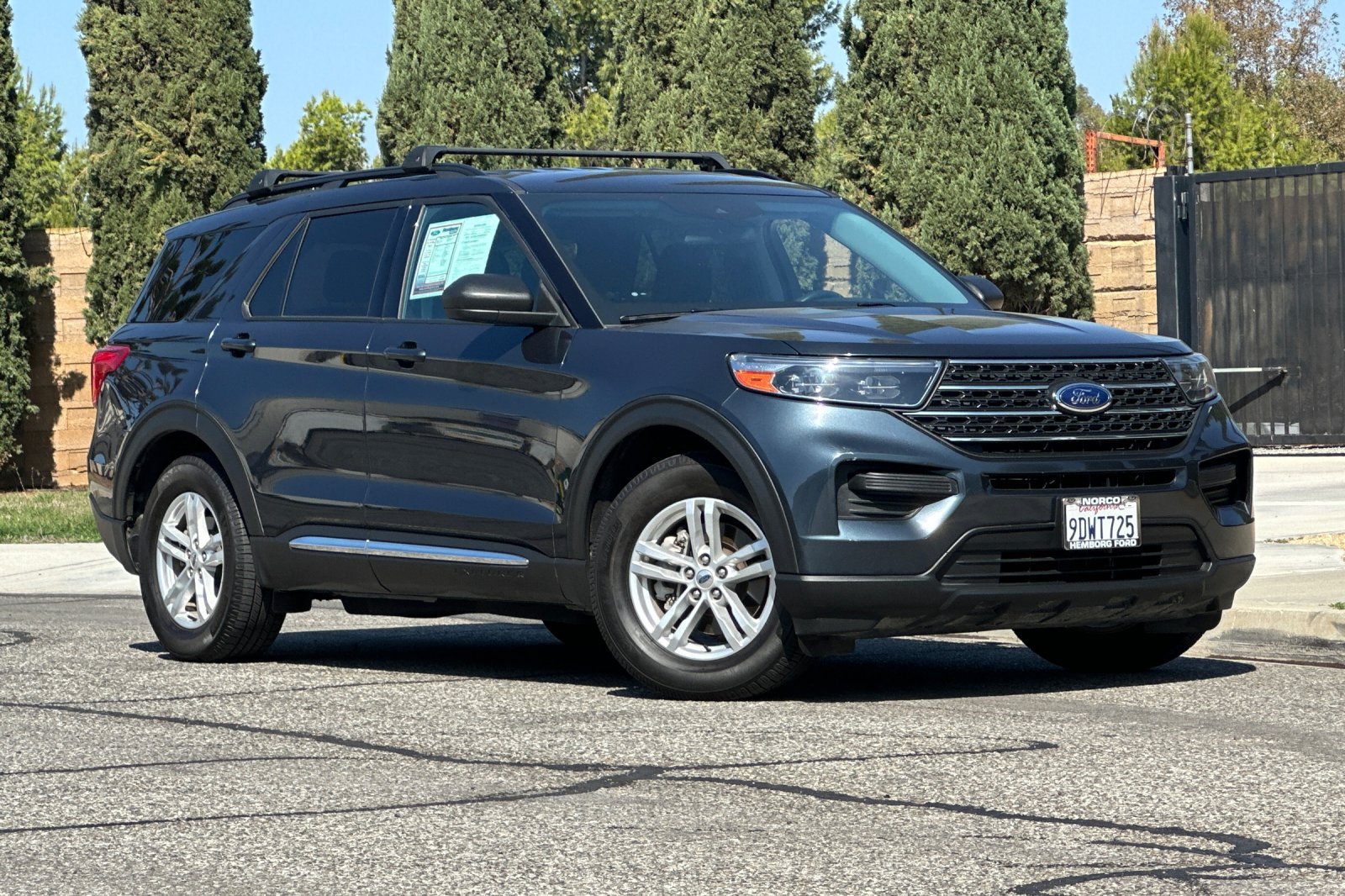 Used 2022 Ford Explorer XLT RWD image 2