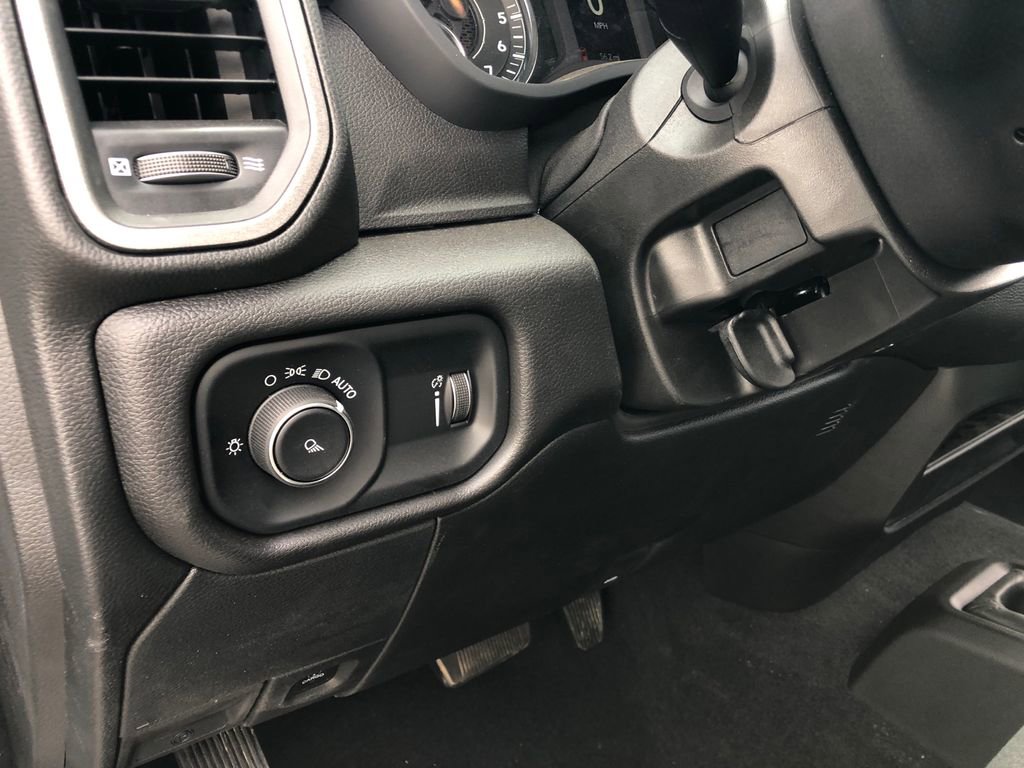 New 2024 RAM 2500 Tradesman w/ Chrome Appearance Group image 8