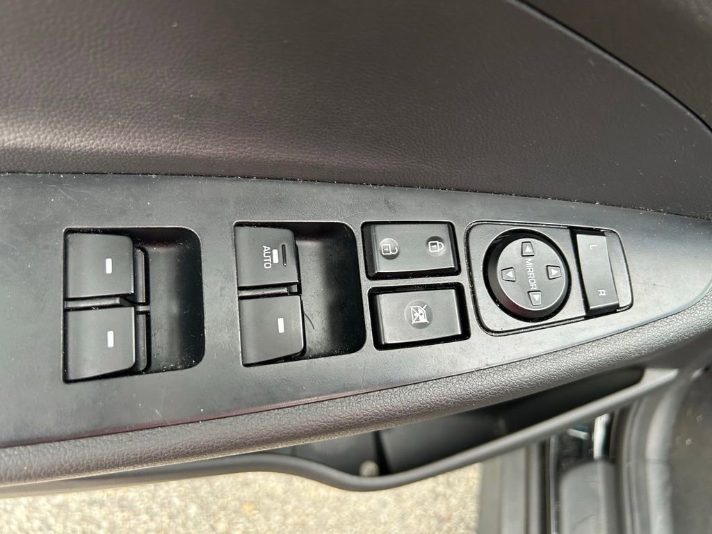 Used 2017 Hyundai Tucson Night FWD image 17