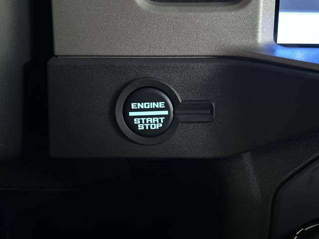 New 2025 Ford Bronco Outer Banks w/ Sasquatch Package image 24