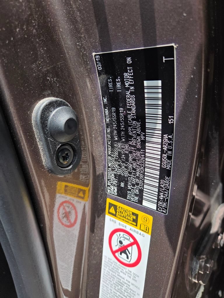 Used 2019 Toyota Highlander Limited FWD image 34