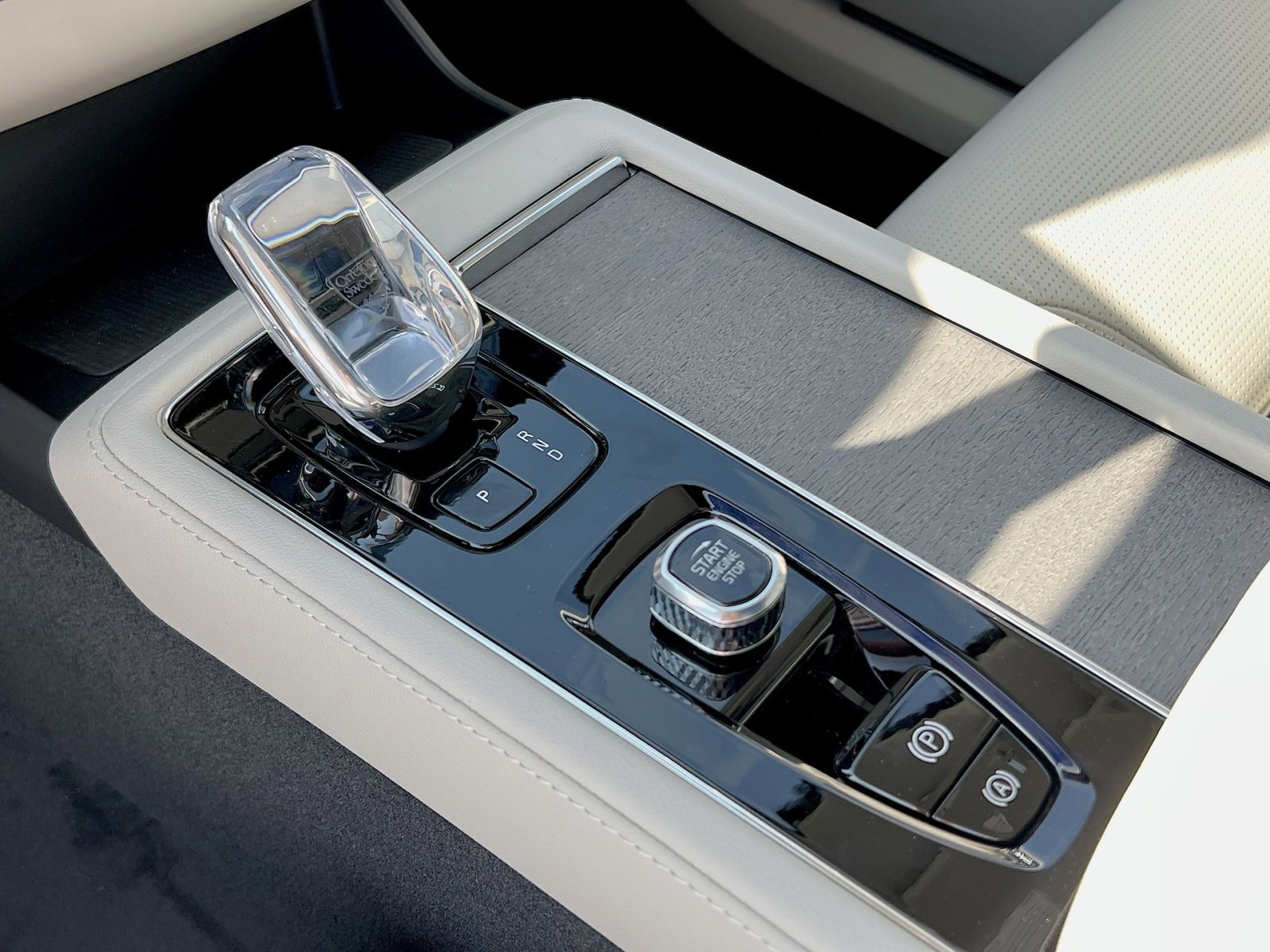 New 2026 Volvo XC90 T8 Ultra image 22