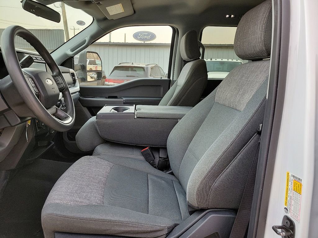 Used 2024 Ford F250 XLT w/ FX4 Off-Road Package image 19
