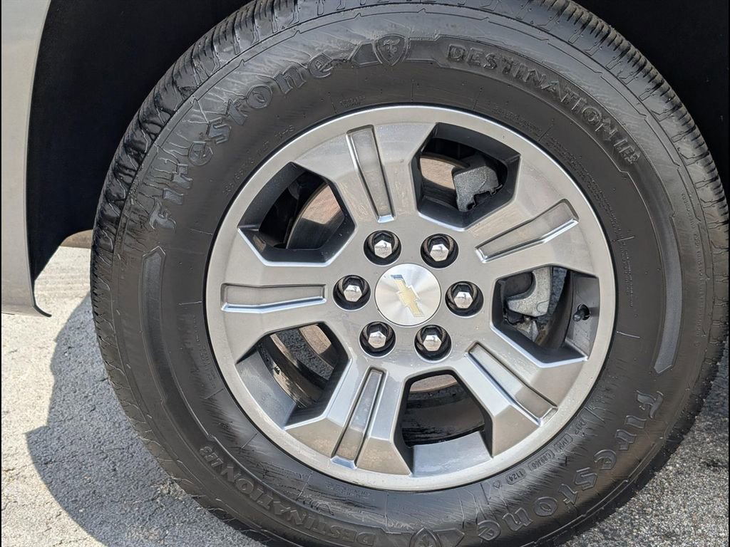 Used 2019 Chevrolet Tahoe LT w/ Luxury Package AWD/4WD image 25