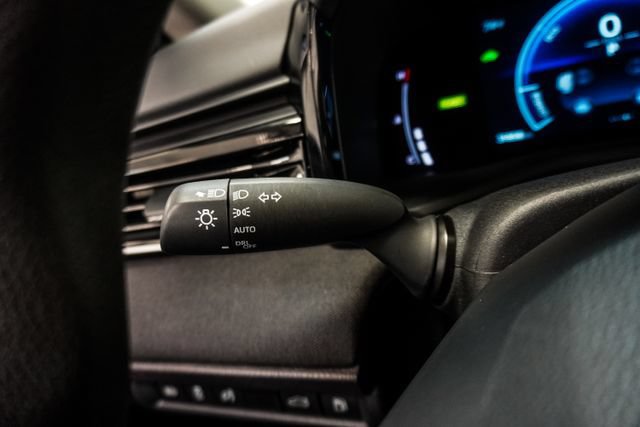 Used 2025 Toyota Camry LE FWD image 16