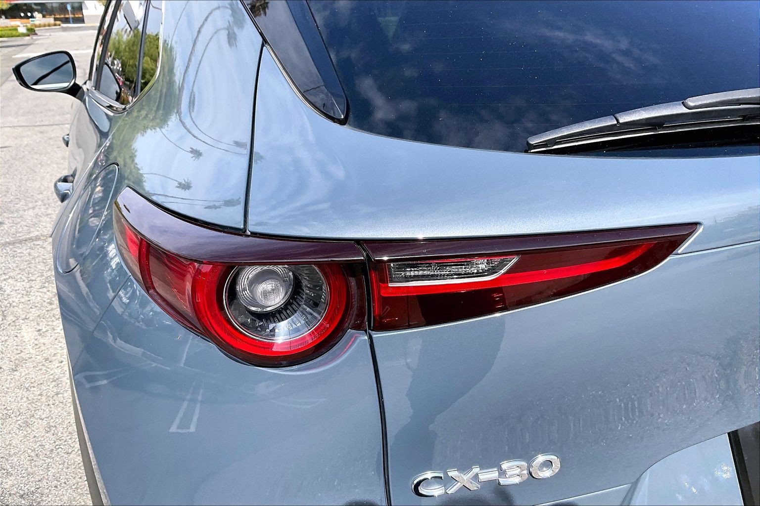 Used 2021 MAZDA CX-30 FWD 2.5 S w/ Premium Package image 27