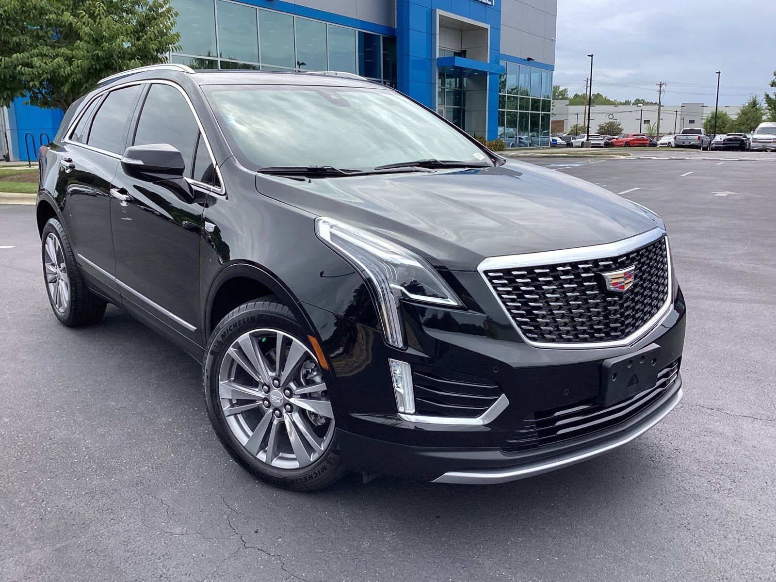 Used 2025 Cadillac XT5 Premium Luxury image 7
