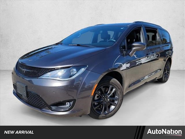 Used 2020 Chrysler Pacifica Touring-L w/ Advanced Safetytec Group image 1