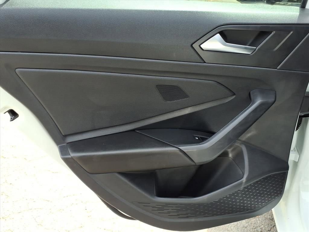 Used 2022 Volkswagen Jetta S image 27