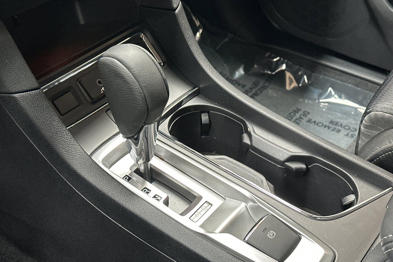 Used 2025 Subaru Ascent Premium image 28