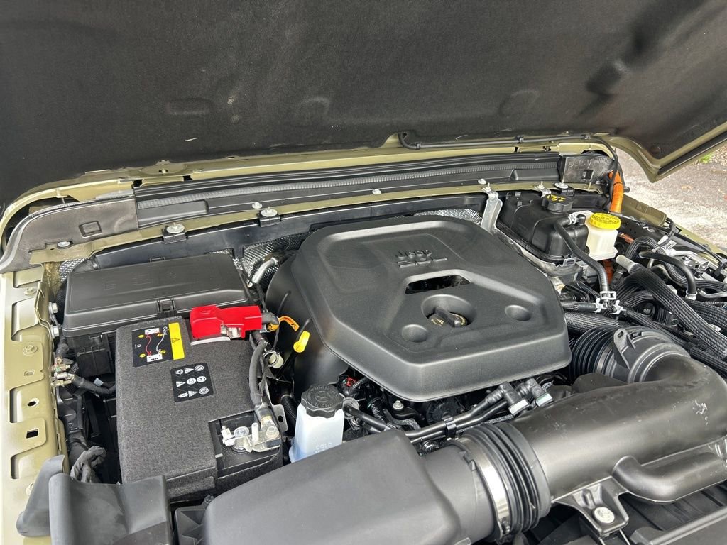 New 2025 Jeep Wrangler Unlimited Rubicon 4xe w/ Safety Group image 17