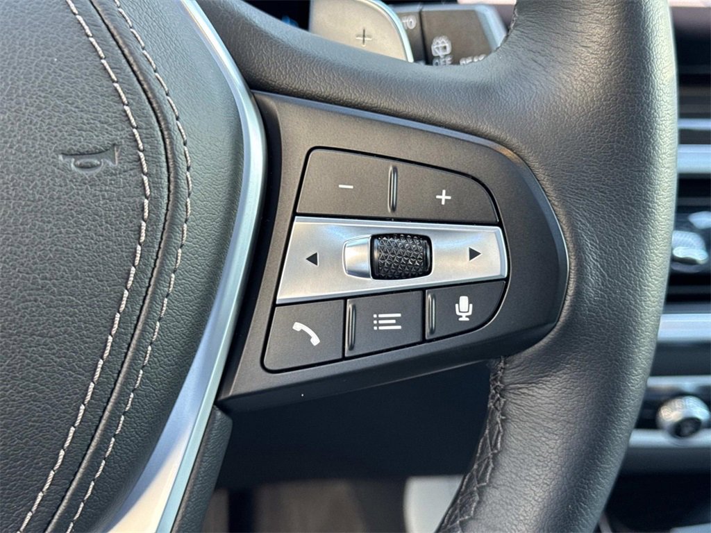 Used 2025 BMW X5 xDrive40i w/ Parking Assistance Package image 27