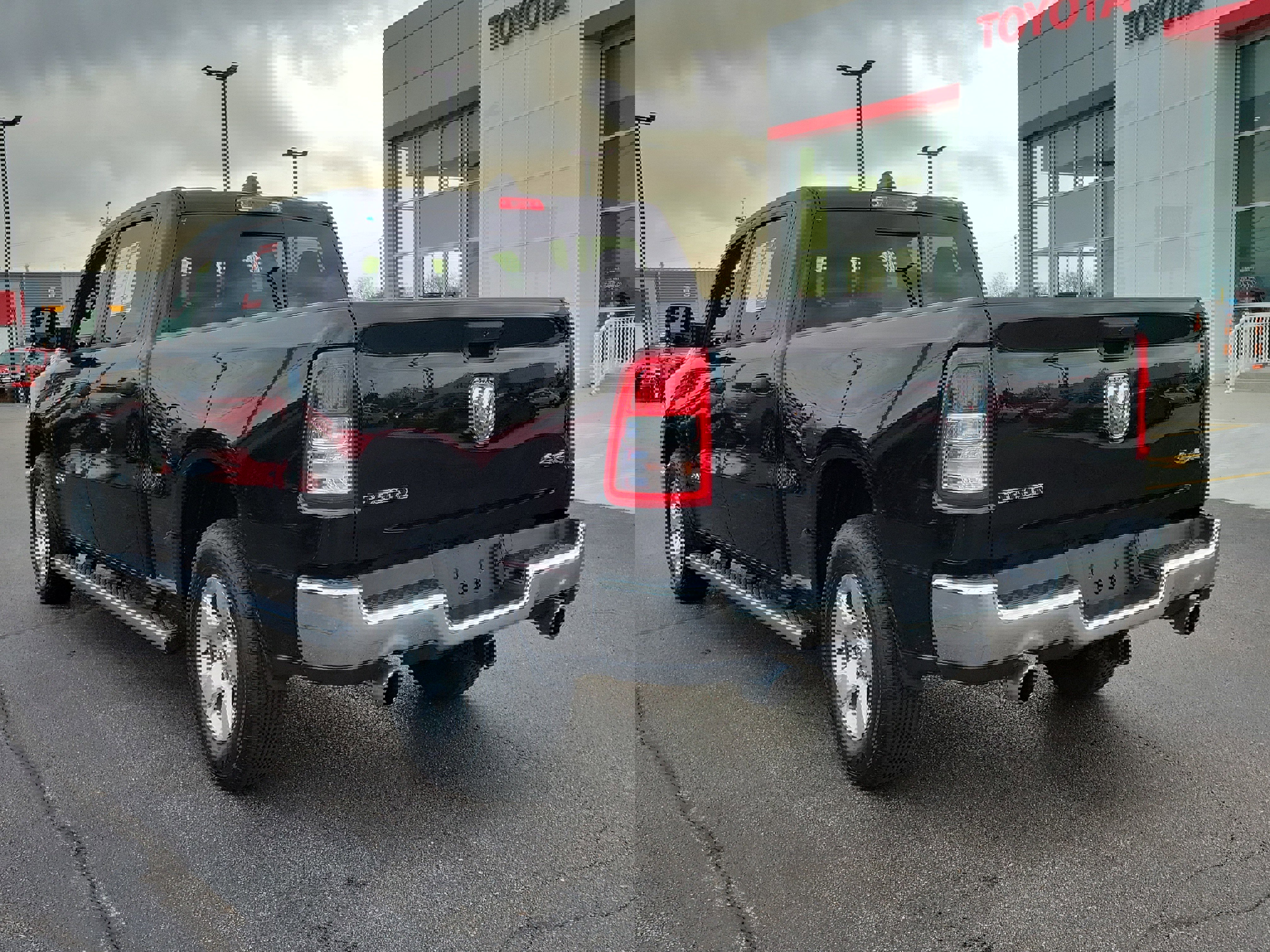 Used 2023 RAM 1500 Big Horn image 3
