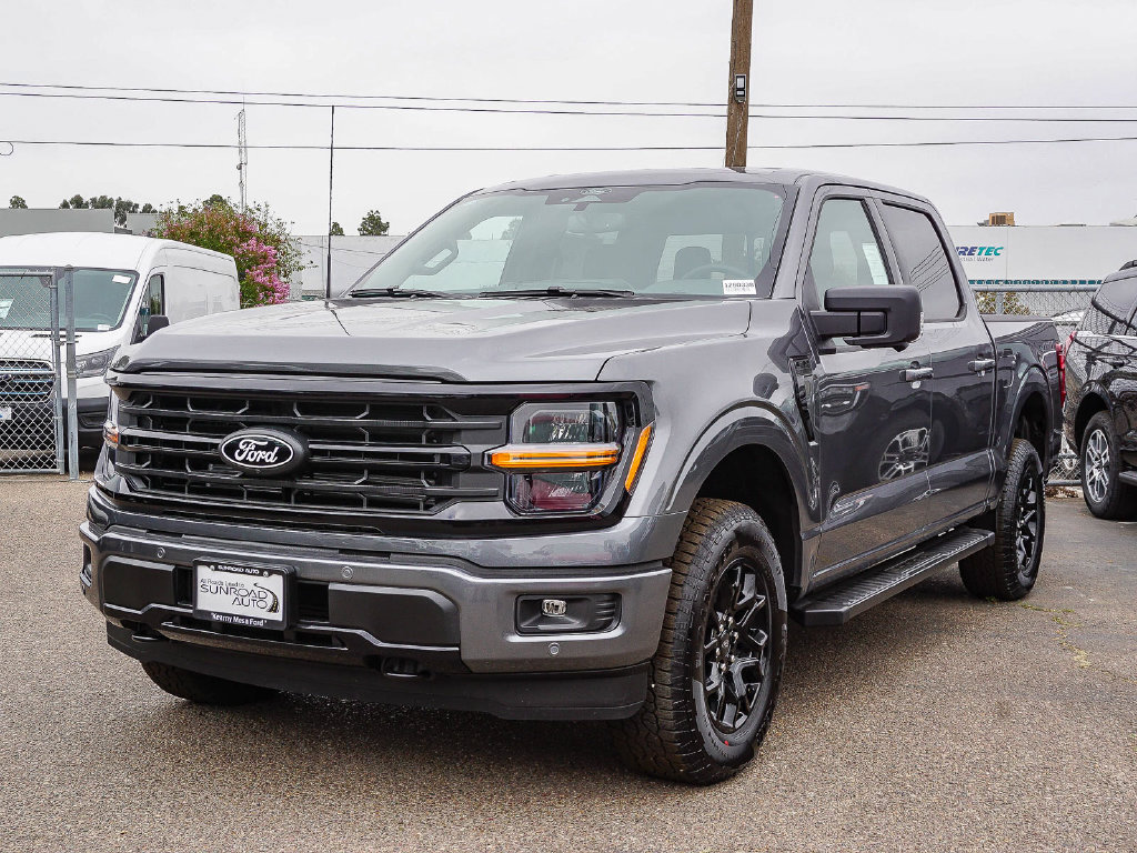 New 2026 Ford F150 XLT w/ Equipment Group 302A MID AWD/4WD image 3