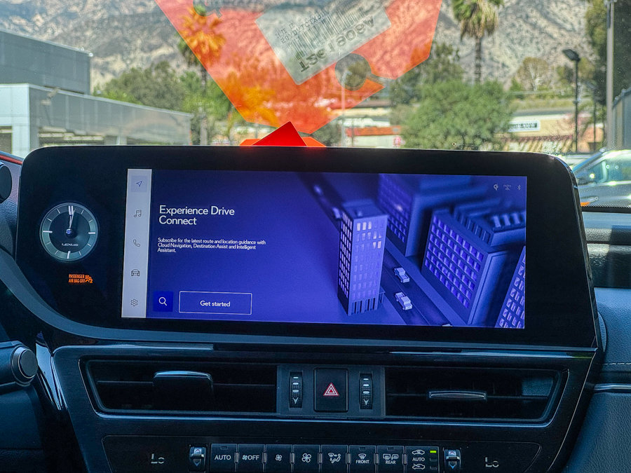 Used 2024 Lexus ES 300h w/ Premium Package FWD image 14