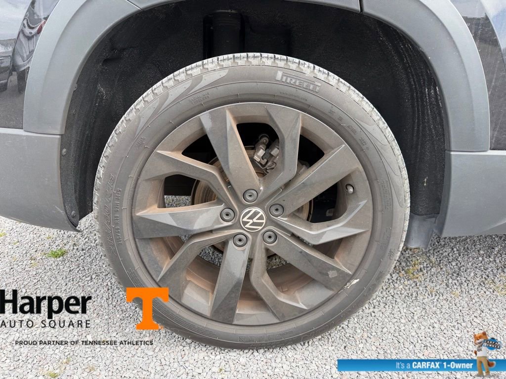 Used 2023 Volkswagen Taos SE w/ Panoramic Sunroof Package image 21