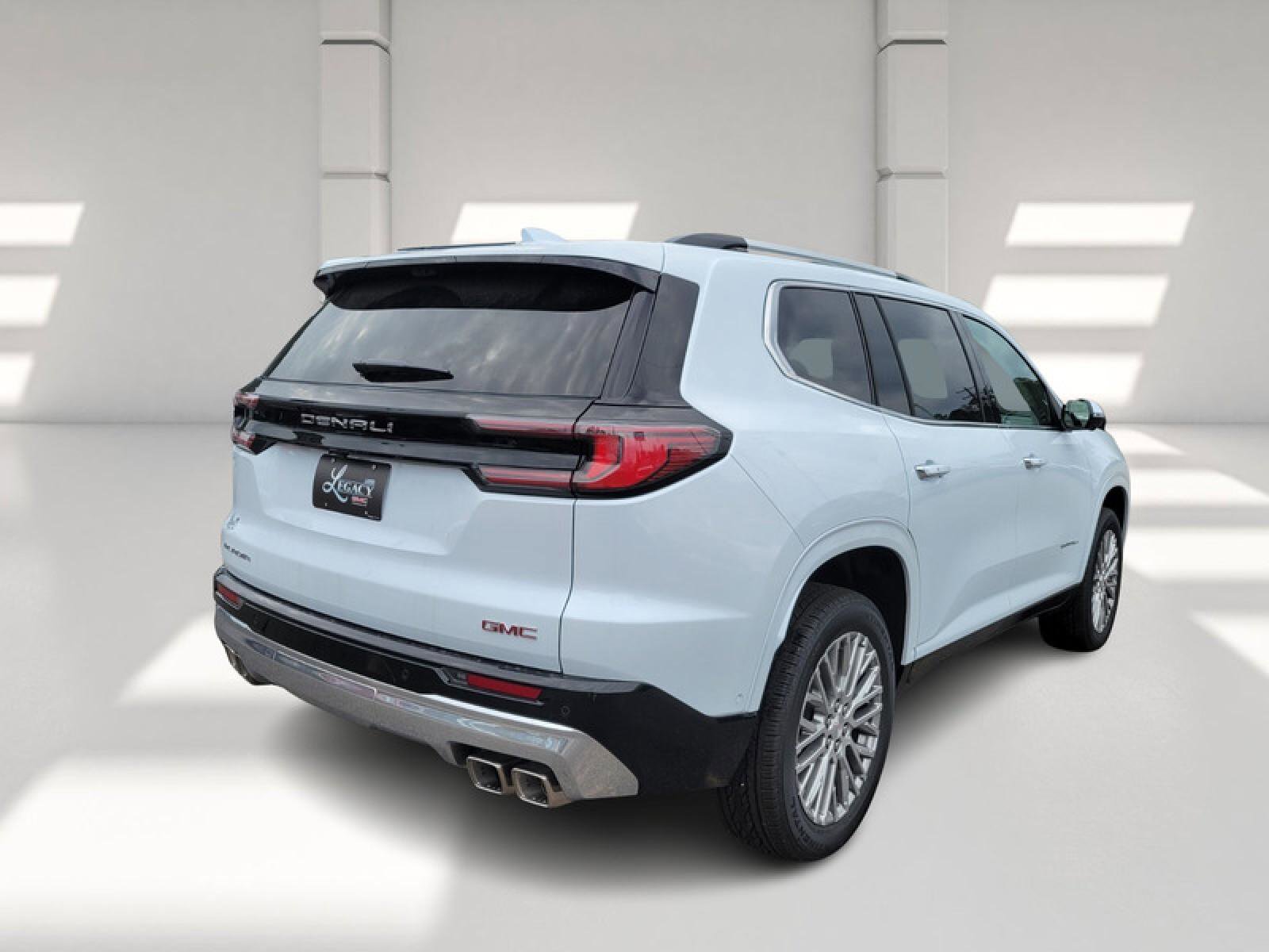 New 2026 GMC Acadia Denali w/ Super Cruise Package image 5