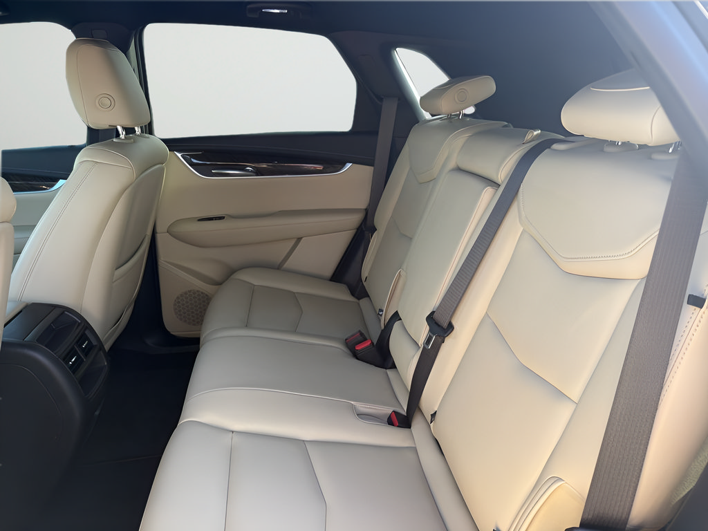 Used 2019 Cadillac XT5 FWD image 22