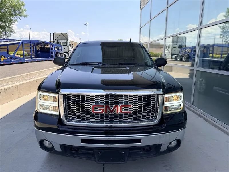 Used 2011 GMC Sierra 1500 SLE w/ Power Tech Package AWD/4WD image 4