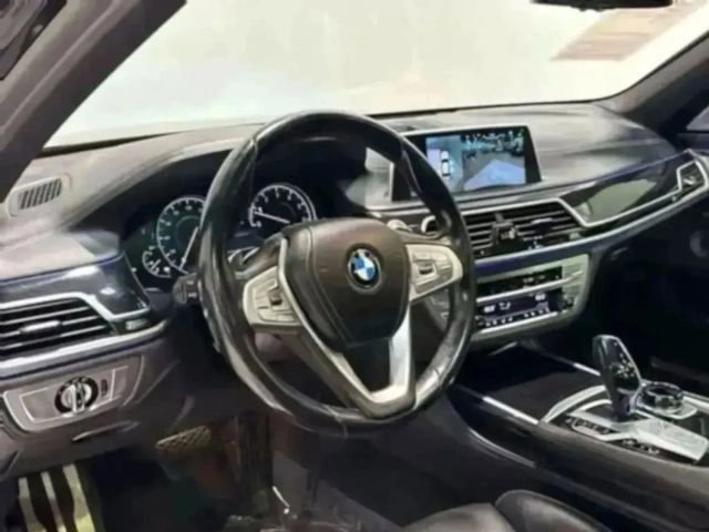 Used 2017 BMW 750i xDrive AWD/4WD image 45