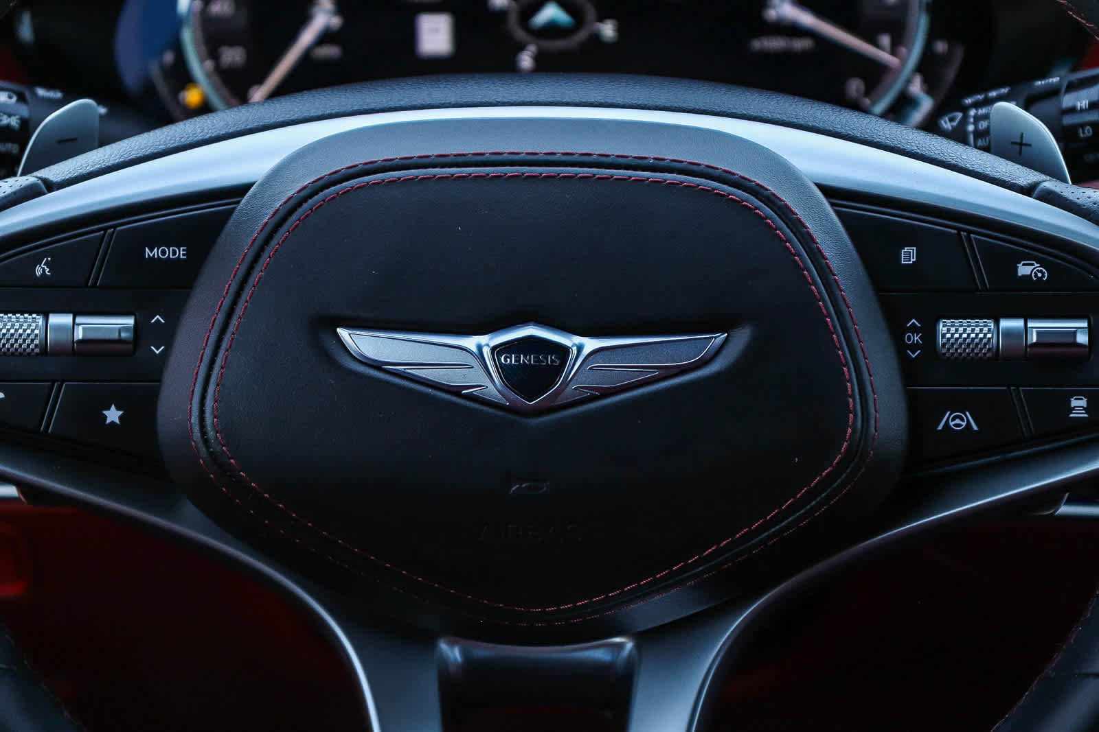 Used 2023 Genesis GV70 2.5T w/ Sport Prestige Package image 20