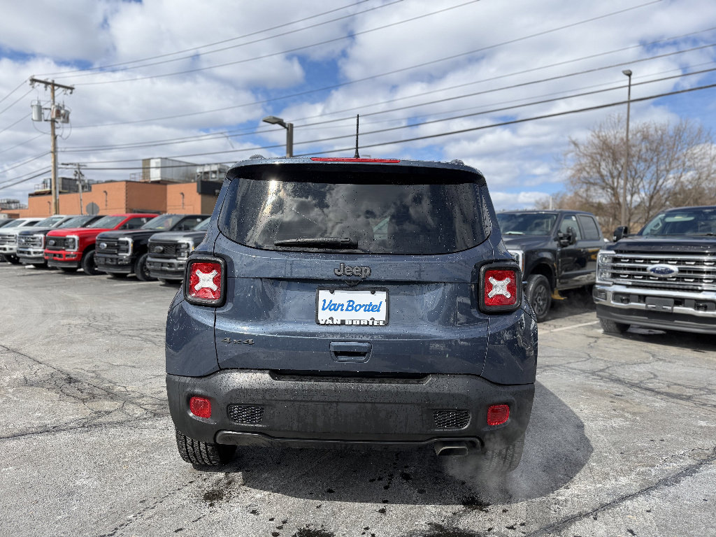 Used 2021 Jeep Renegade Latitude image 5