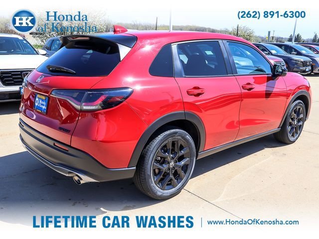 Used 2025 Honda HR-V Sport image 5