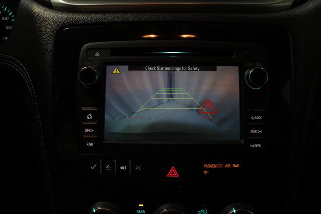 Used 2017 Chevrolet Traverse LT FWD image 4