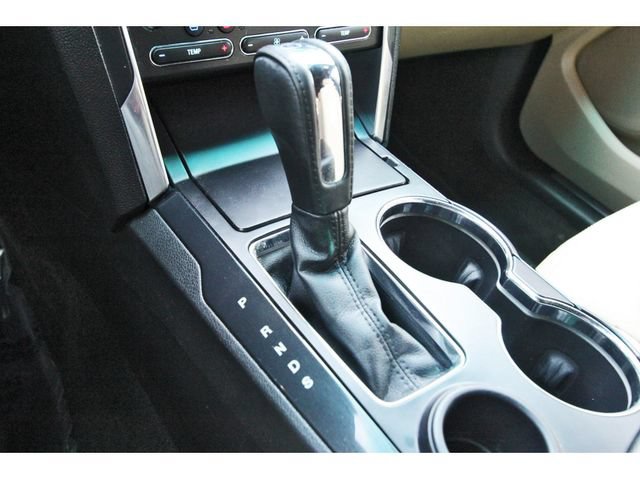 Used 2017 Ford Explorer Limited w/ Equipment Group 301A FWD image 26